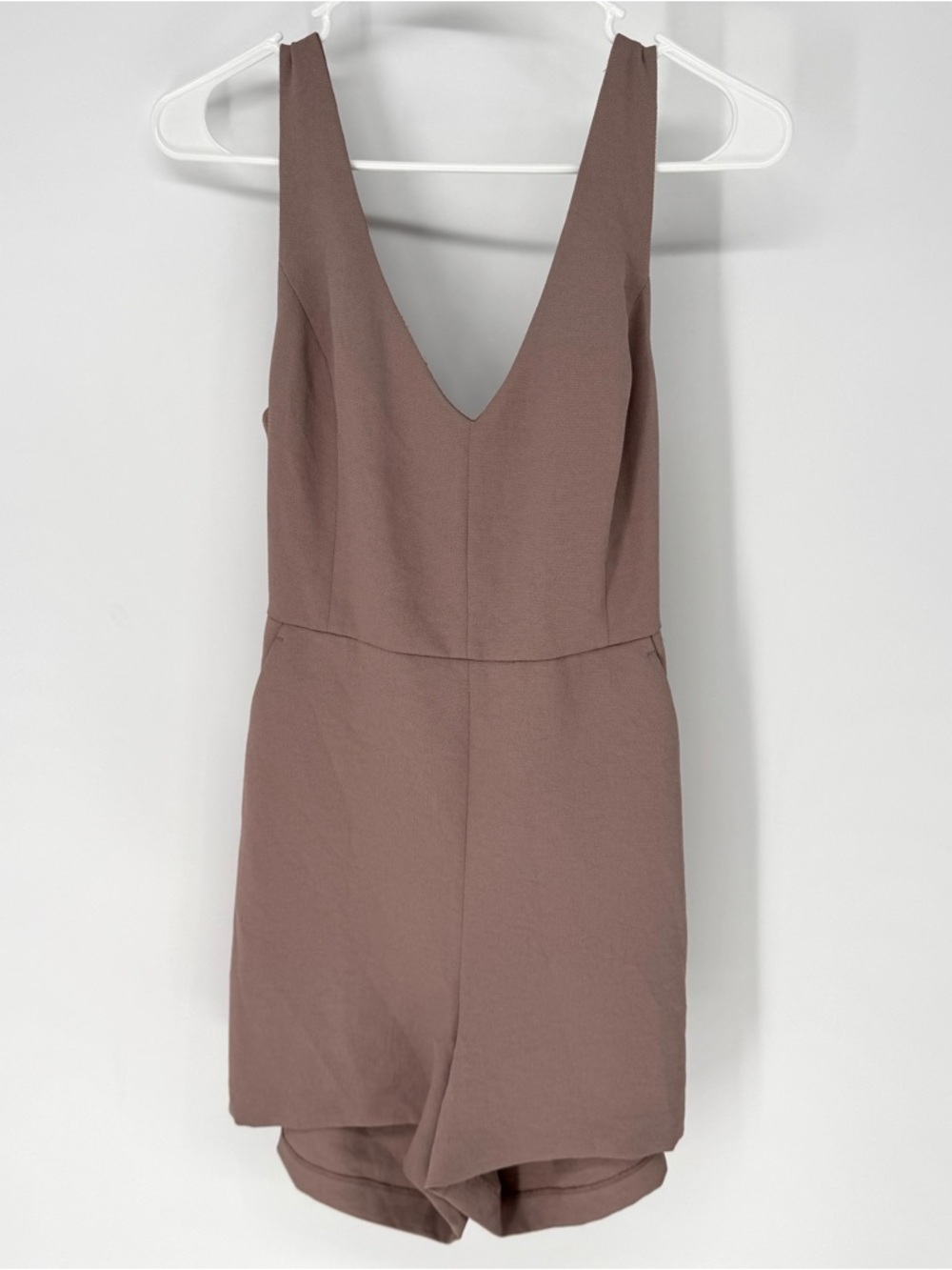 Wilfred Mauve Brown minimalist euro summer Sleeveless V-Neck Romper